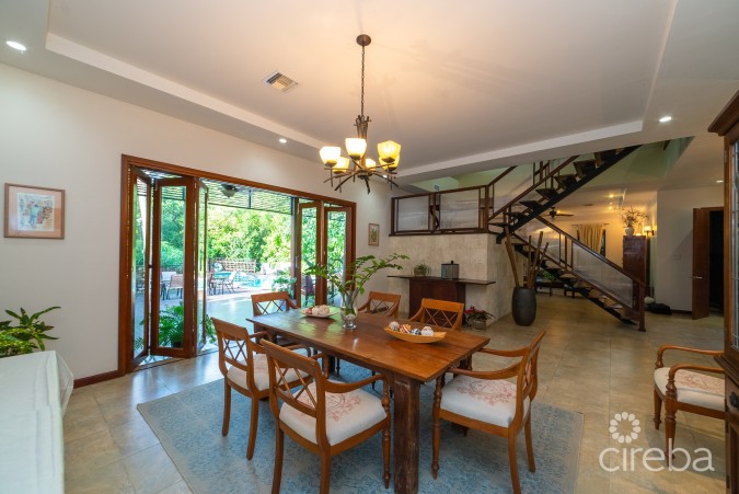 BESPOKE BALI-STYLE JUNGLE RETREAT