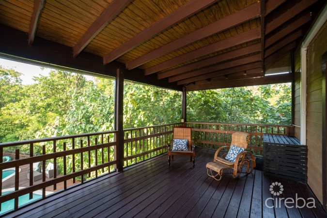 BESPOKE BALI-STYLE JUNGLE RETREAT