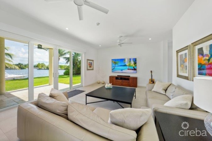 UNIQUE PATRICK'S ISLAND CANALFRONT W GUEST HOUSE | 3 CAR GARAGE