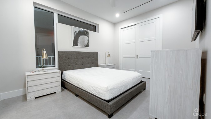 POINT WEST UNIT 4 WATERFRONT CONDO