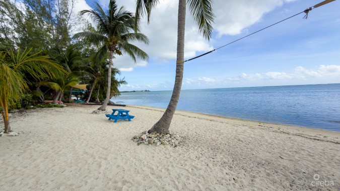 CAYMAN CROSSING 2 BED TOWNHOUSE