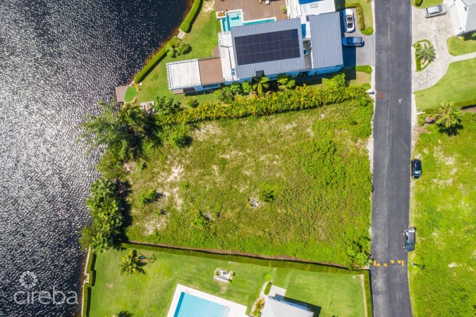 THE LAKES 0.38 ACRE, FLOOR PLANS INCLUDED