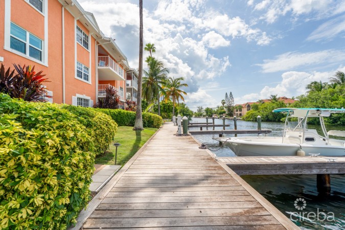 BRITANNIA REGENTS COURT | SERENE CANAL LIVING