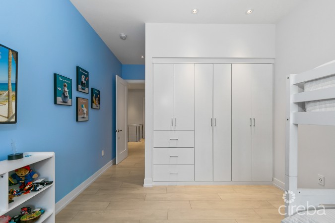 OLEA 106, CANAL FRONT 3 BED DUPLEX