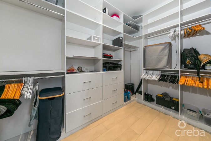 OLEA 106, CANAL FRONT 3 BED DUPLEX