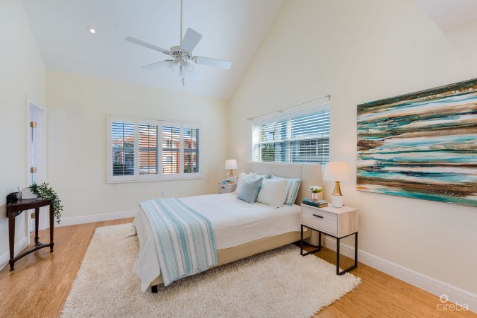 BRITANNIA REGENTS COURT | 4-BED TWO-STORY HOME IN SMB CORRIDOR