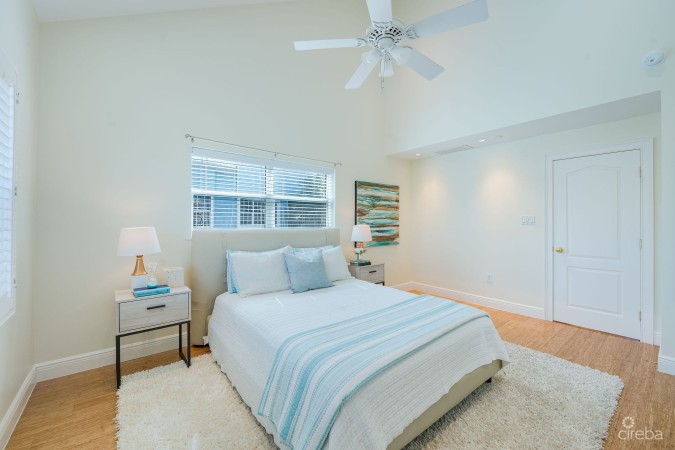 BRITANNIA REGENTS COURT | 4-BED TWO-STORY HOME IN SMB CORRIDOR