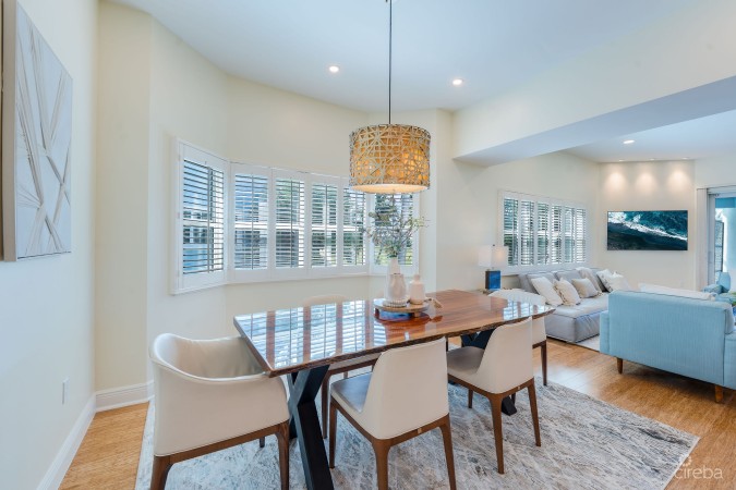 BRITANNIA REGENTS COURT | 4-BED TWO-STORY HOME IN SMB CORRIDOR