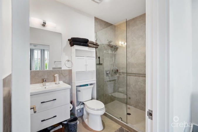 MANTRAS 2 BED MODERN CLOSE TO THE BEACH