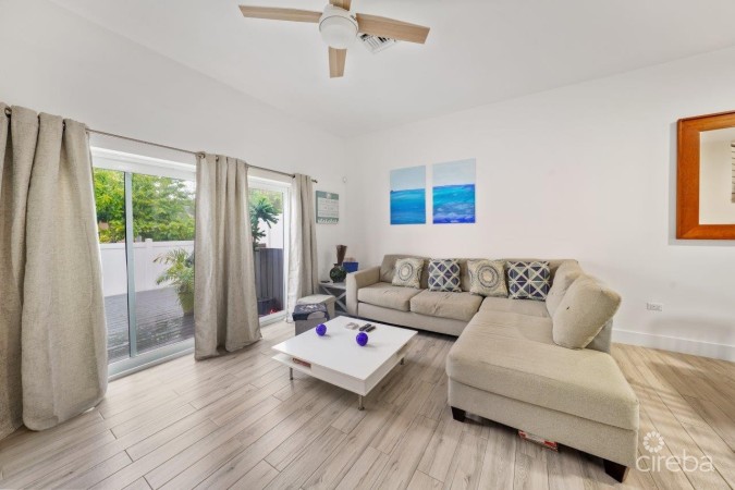 MANTRAS 2 BED MODERN CLOSE TO THE BEACH