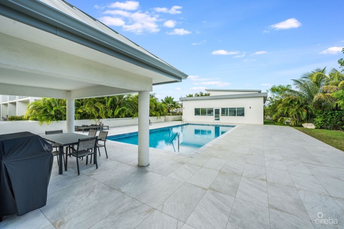 DOWNTOWN REACH - GROUND FLOOR - ONE BEDROOM