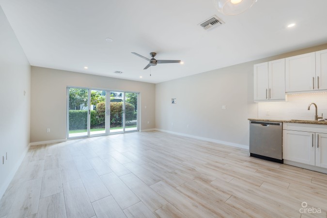 DOWNTOWN REACH - GROUND FLOOR - ONE BEDROOM