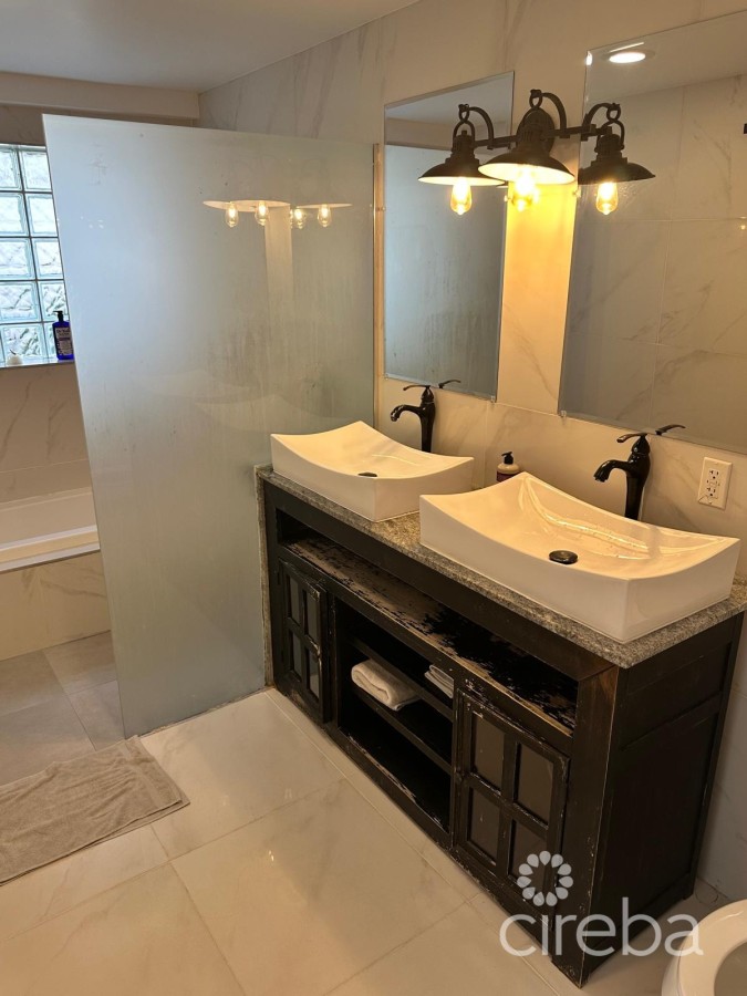 #1 CANAL HOME UNCLE BOB LANE