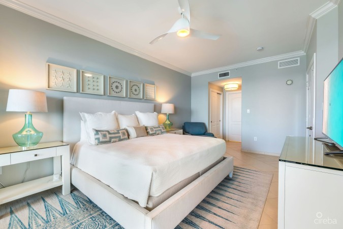 THE RENAISSANCE VILLA 25 - SEVEN MILE BEACH