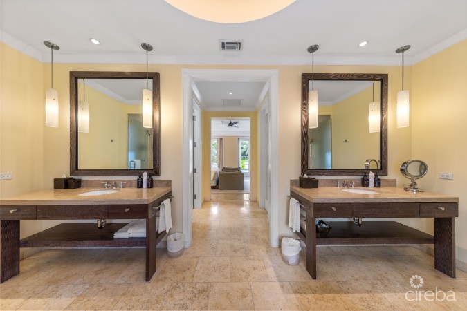 RITZ CARLTON - EXCLUSIVE RESORTS RESIDENCE