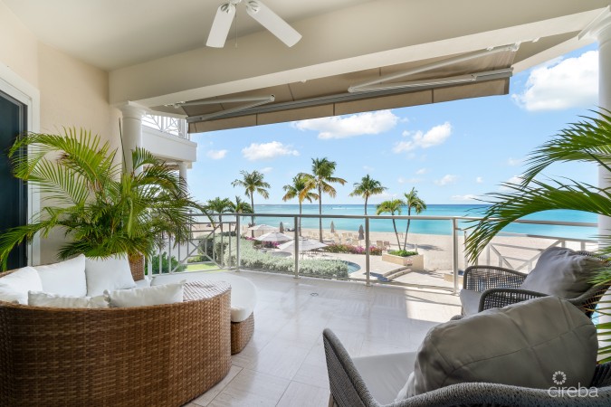 THE PINNACLE VILLA 20 WITH GARAGE