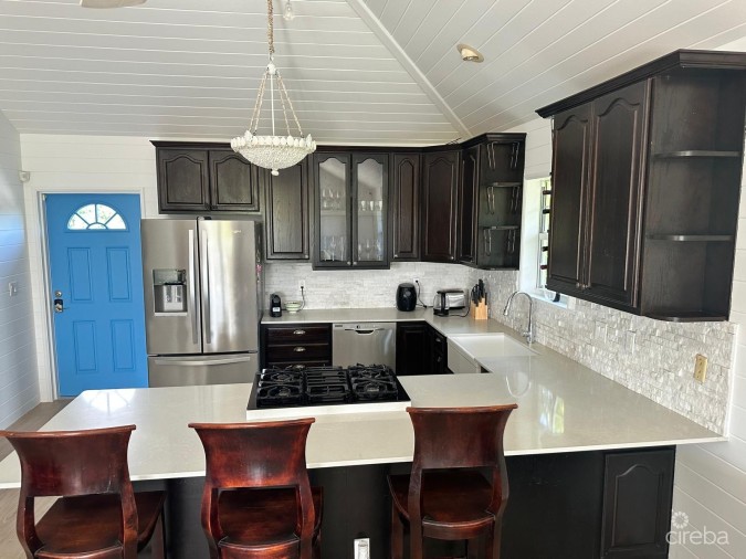 #1 CANAL HOME UNCLE BOB LANE