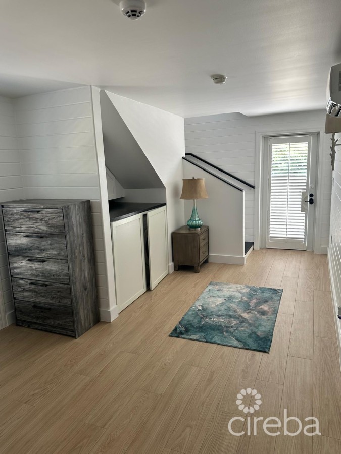 #1 CANAL HOME UNCLE BOB LANE