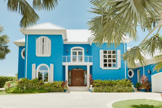 THE BLUE HOUSE - WATERFRONT HOME SOUTH SOUND ROAD