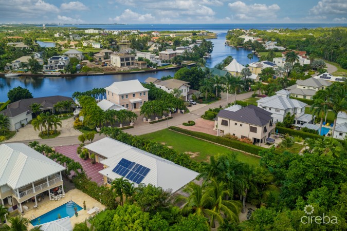BIMINI DRIVE - LARGE FAMILY HOME IN GATED GRAND HARBOUR COMMUNITY