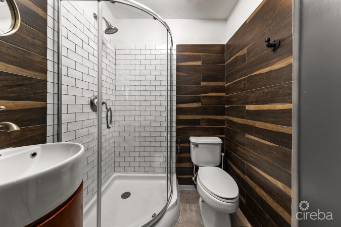 CARIBBEAN COURTS 3C, SOUTH SOUND CONDO