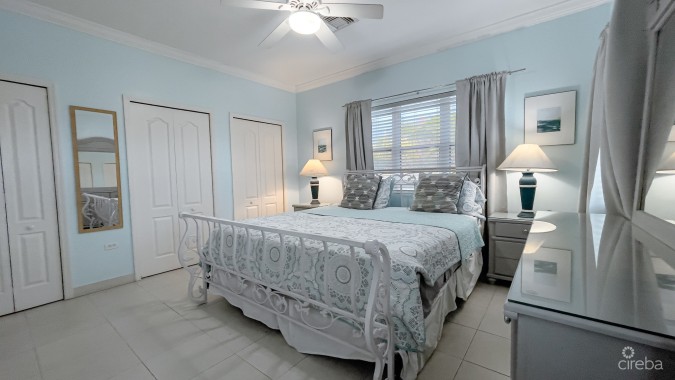 2 BED SOUTH SOUND TOWNHOME  GRAND PALMS