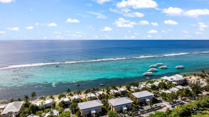 CARIBBEAN PARADISE 8, 3 BED + DEN BEACHFRONT VILLA