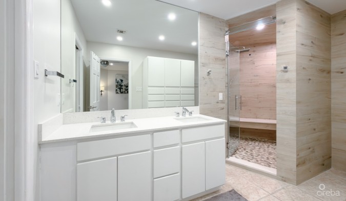 POINSETTIA CONDO SEVEN MILE BEACH