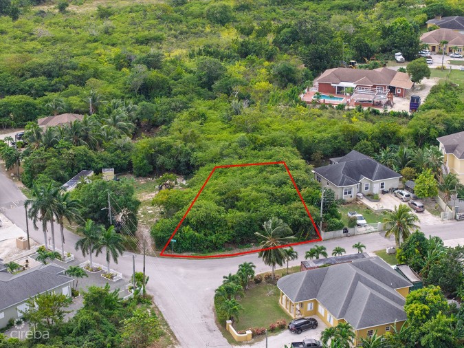 LUSH CORNER RESIDENTIAL LOT - LOWER VALLEY