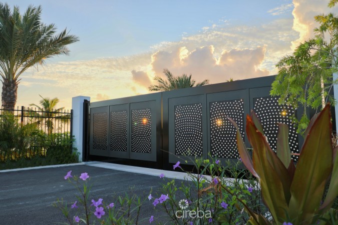 DIAMOND'S EDGE WATERFRONT ESTATE LOT 9