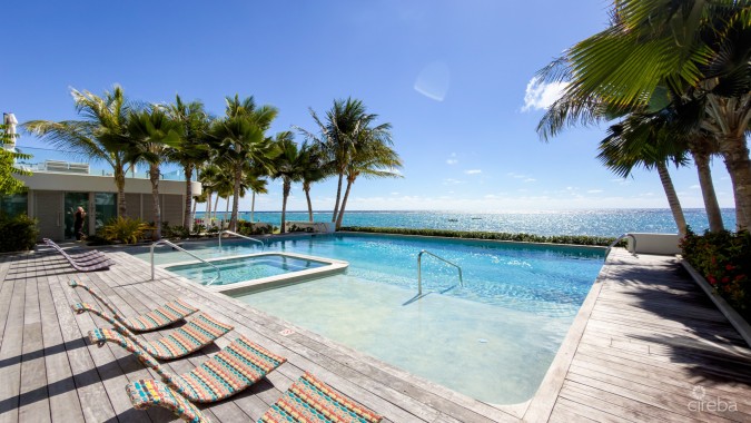 TIDES BEACHFRONT RESIDENCE