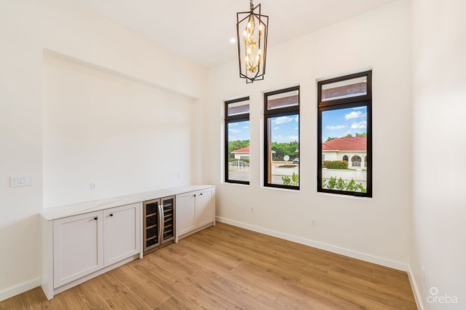 BEL AIR DR, SOUTH SOUND - CUSTOM NEW BUILD