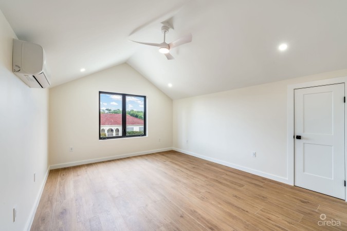 BEL AIR DR, SOUTH SOUND - CUSTOM NEW BUILD