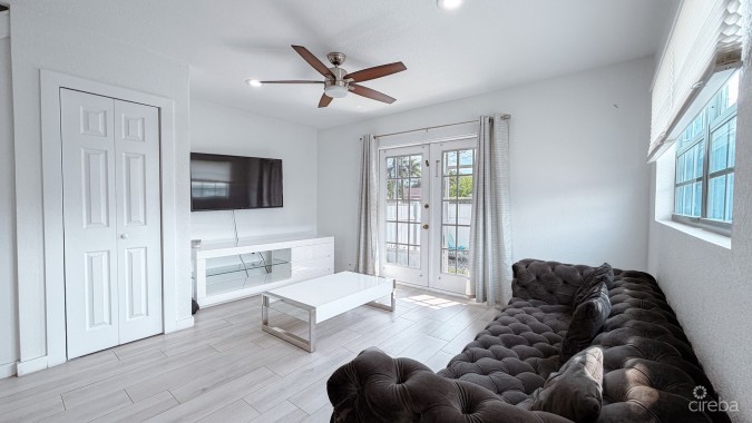 MEADOWS 2 BED TOWNHOUSE WEST BAY