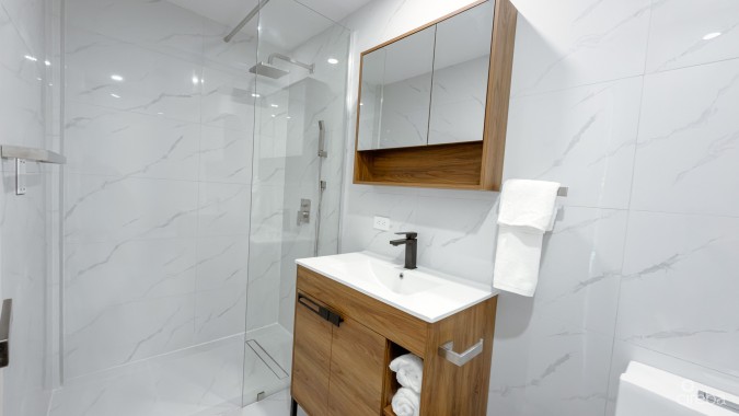 ARZA 3 BED CORNER CONDO