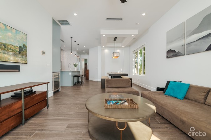 #201 CYPRESS POINTE NORTH - CANAL FRONT CONDO