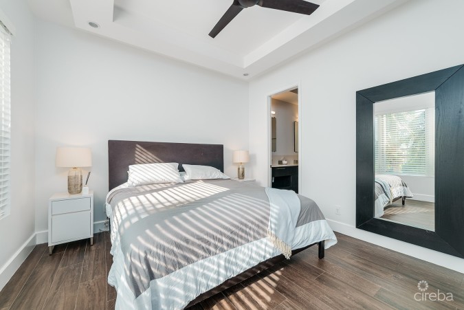 #201 CYPRESS POINTE NORTH - CANAL FRONT CONDO