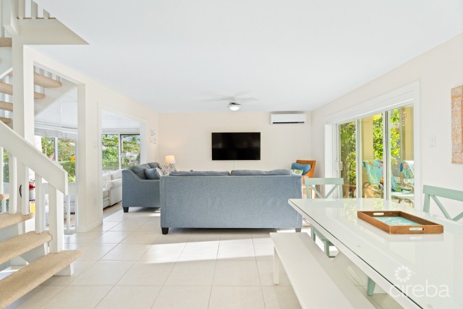 ISLAND HOUSE 15, RUM POINT BEACHFRONT TOWNHOME