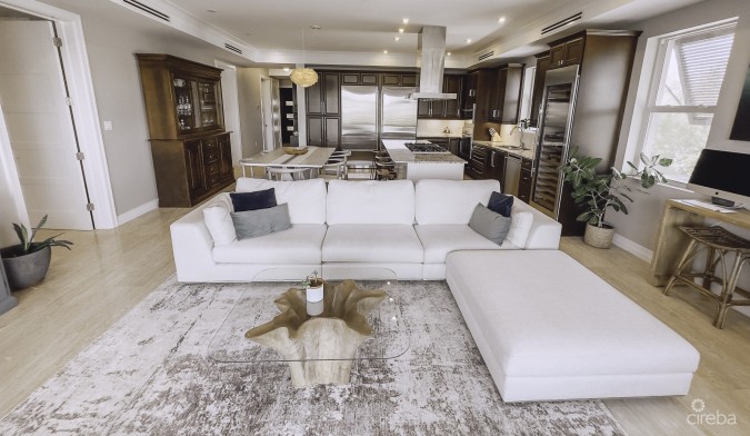 SMB CORRIDOR 4 BED -THE DRAKE