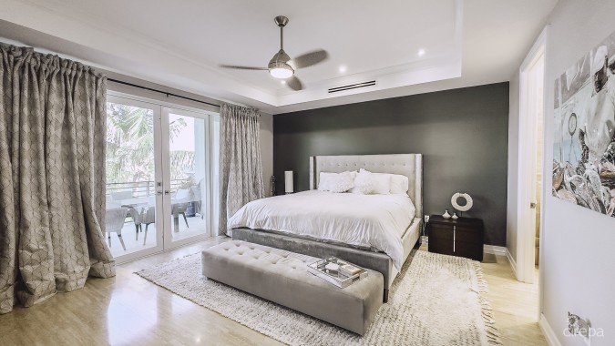 SMB CORRIDOR 4 BED -THE DRAKE