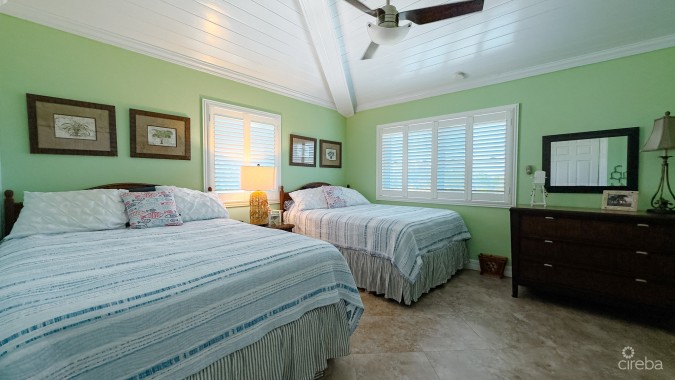 SEVEN MILE BEACHFRONT CONDO SILVER SANDS