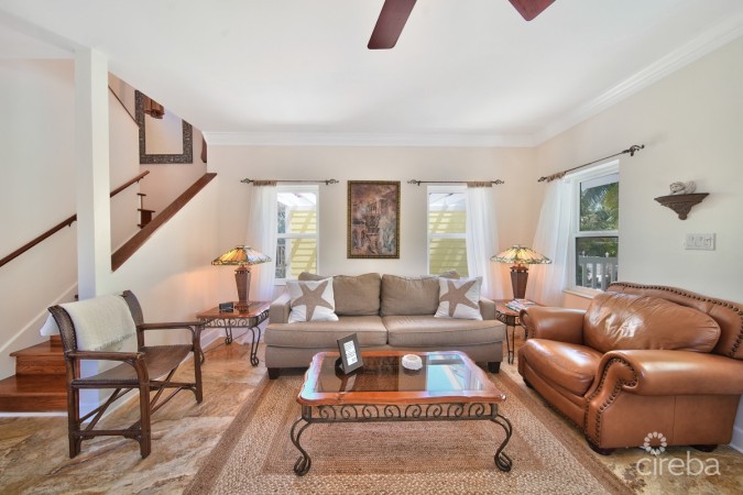 SEACLIFF YELLOW LOCATED IN COTTAGE