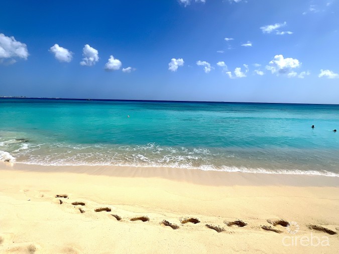 COCONUT WALK -  SEVEN MILE BEACH ESTATE