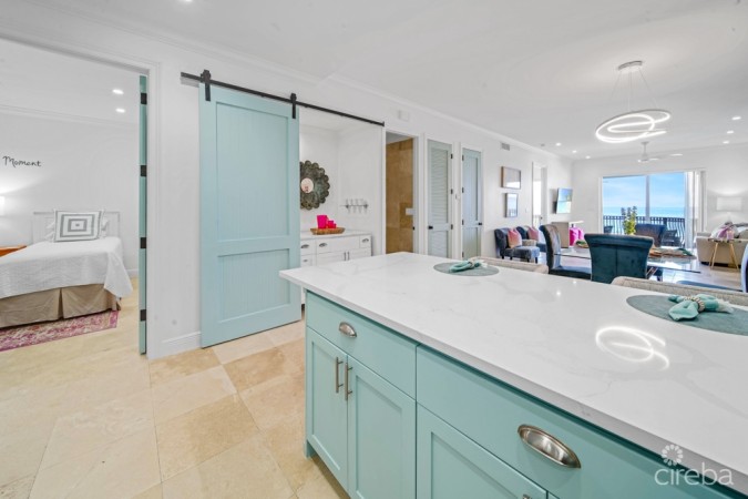 KISHA 104 | 2 BDRM WATERFRONT WALKOUT - COASTAL ELEGANCE & LUXURY