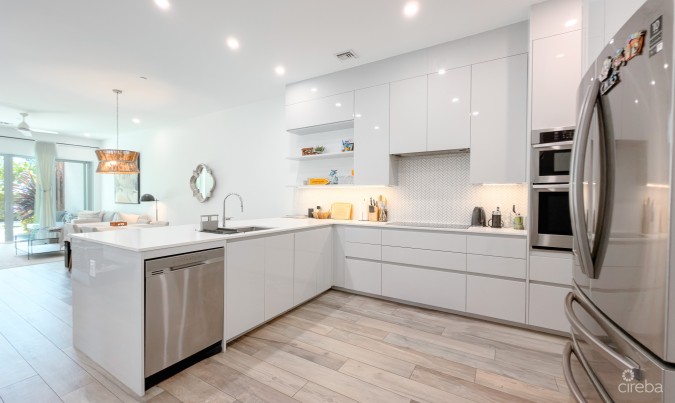 AURA 3 BED CORNER CONDO