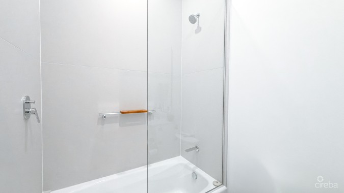 AURA 3 BED CORNER CONDO