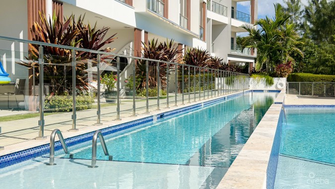 AURA TOWNHOUSE 2 BED PLUS DEN