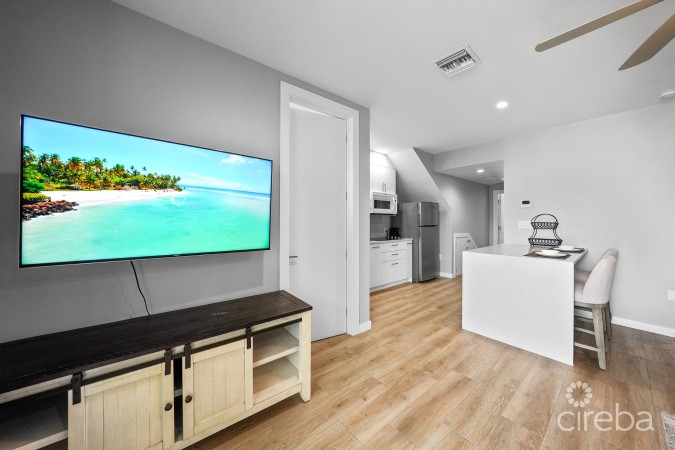 OCEAN CREST #21,  LUXURY WATERFRONT CONDO W/DOCK