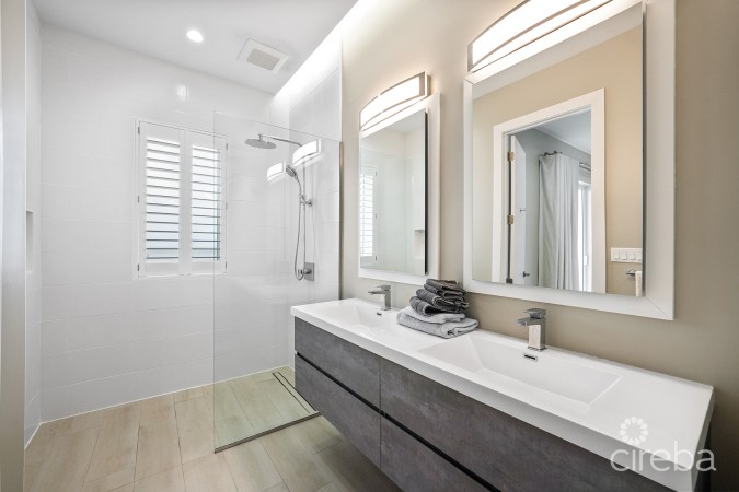 OCEAN CREST #21,  LUXURY WATERFRONT CONDO W/DOCK