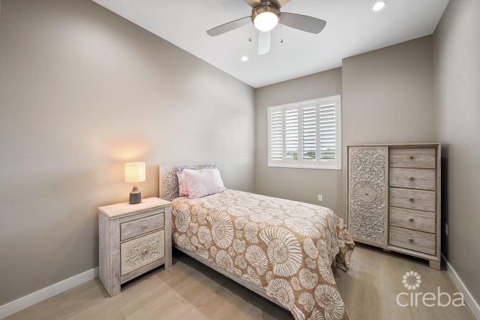 OCEAN CREST #21,  LUXURY WATERFRONT CONDO W/DOCK